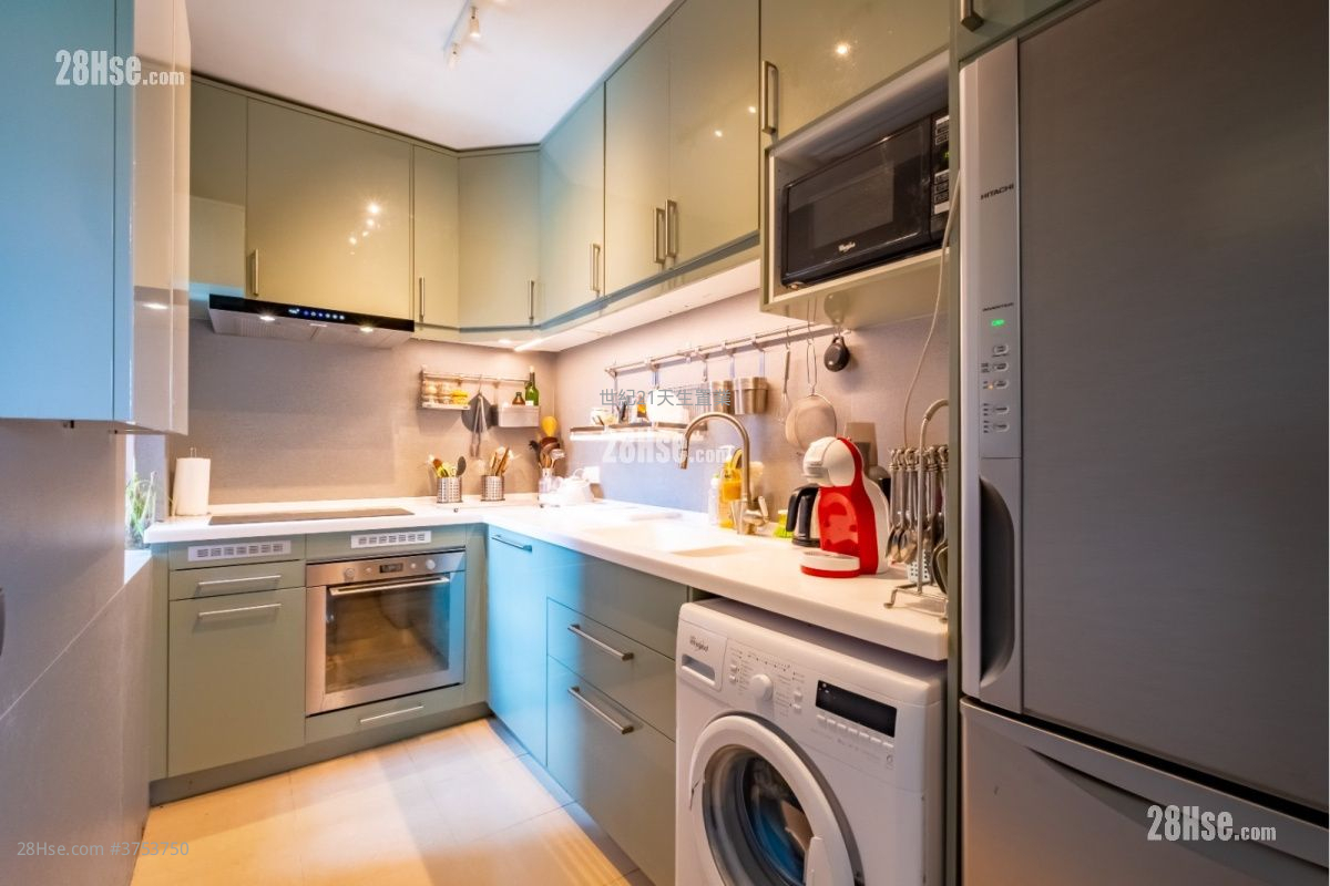 瑜翠園 售盤 3 房 , 2 浴室 771 平方呎