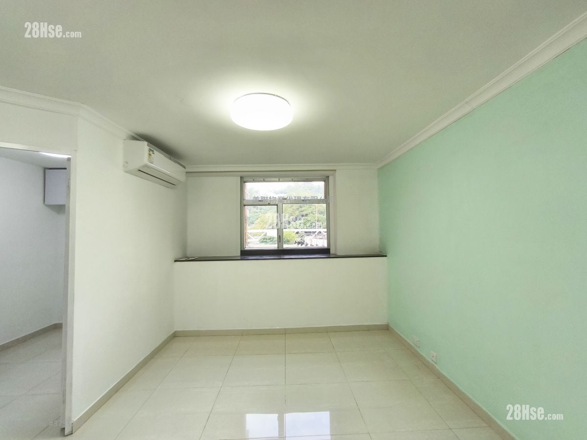 Mei Foo Sun Chuen Sell 3 Bedrooms , 1 Bathroom 508 ft²