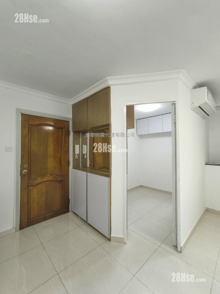 Mei Foo Sun Chuen Sell 3 Bedrooms , 1 Bathroom 508 ft²