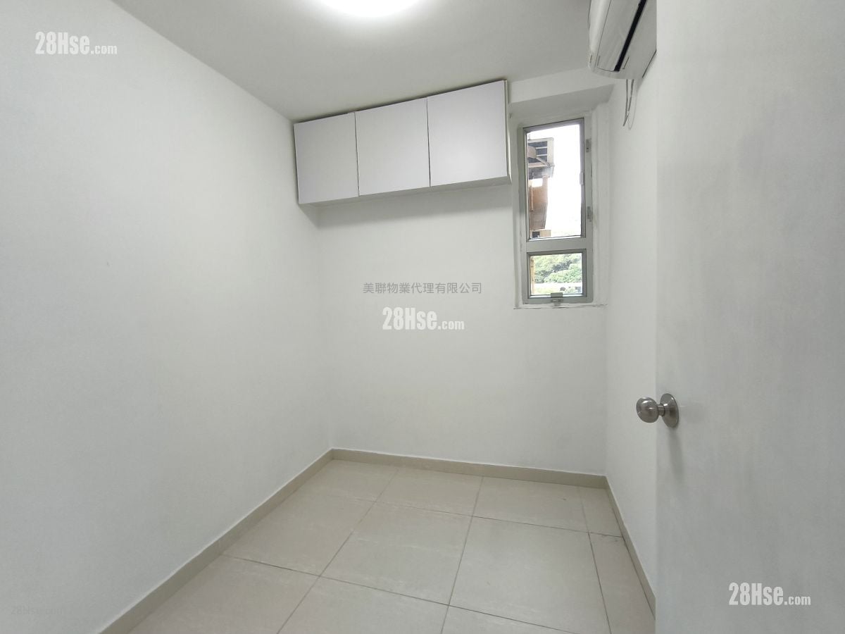 Mei Foo Sun Chuen Sell 3 Bedrooms , 1 Bathroom 508 ft²