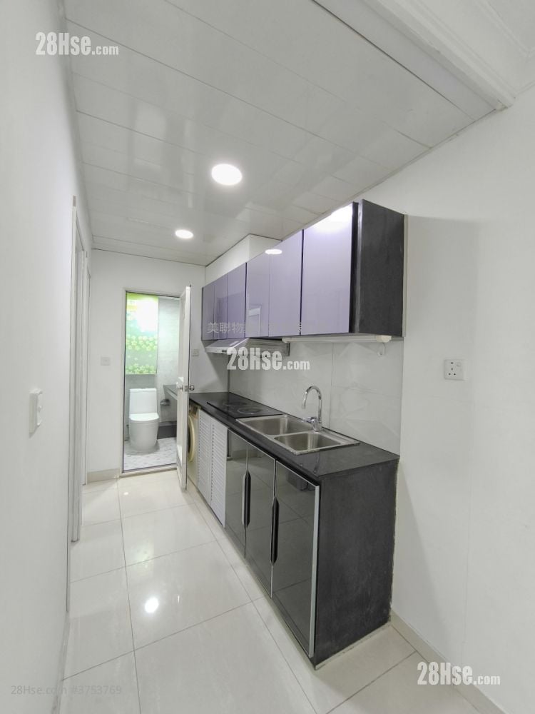 Mei Foo Sun Chuen Sell 3 Bedrooms , 1 Bathroom 508 ft²