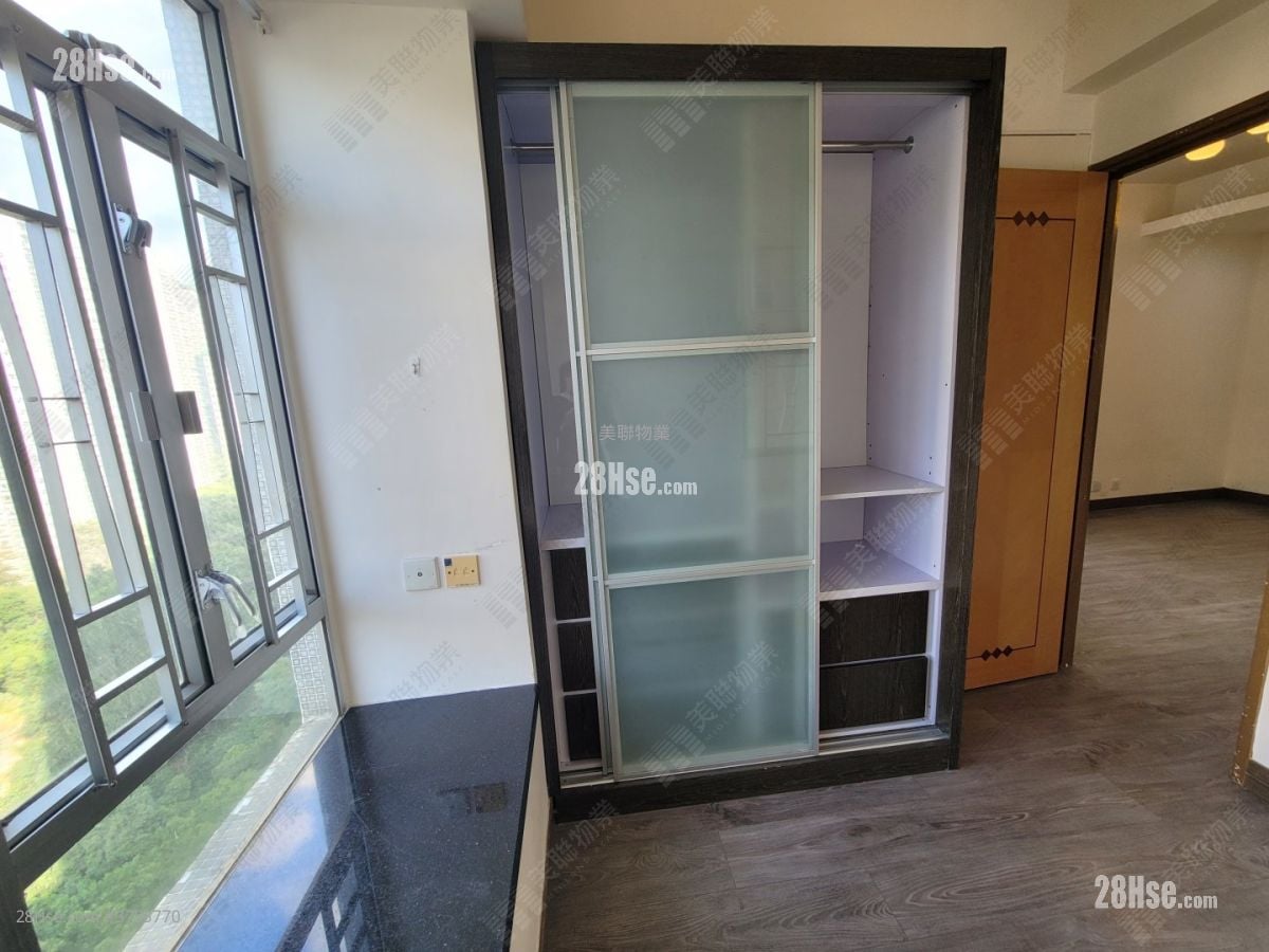 Kam Fung Garden Sell 2 Bedrooms , 1 Bathroom 339 ft²