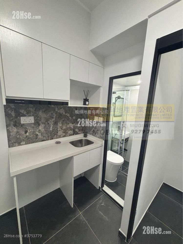 龍飛大廈 租盤 1 房 , 1 浴室 200 平方呎