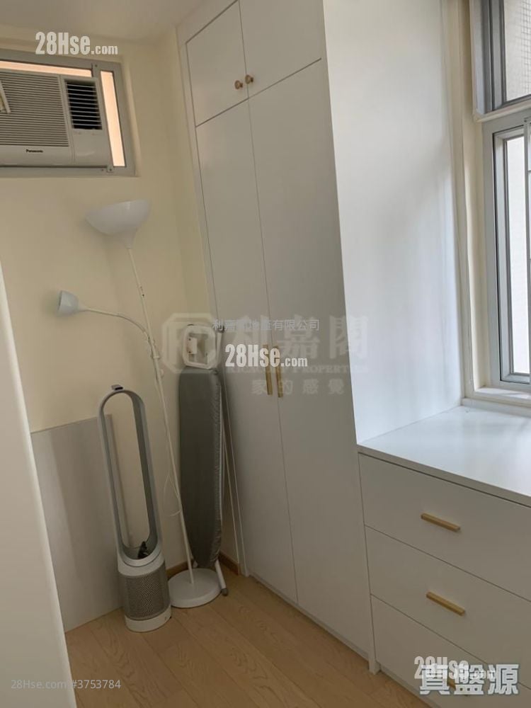 Taikoo Shing Sell 2 Bedrooms , 1 Bathroom 489 ft²