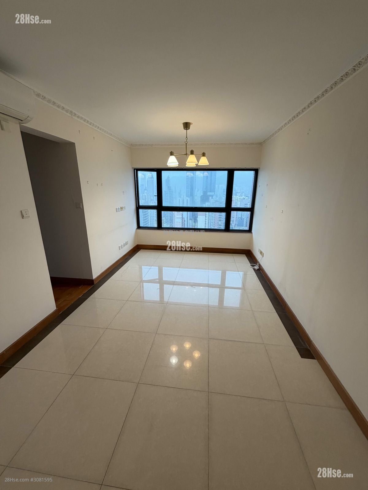 窝打老道8号 售盘 3 房 , 1 浴室 581 平方尺