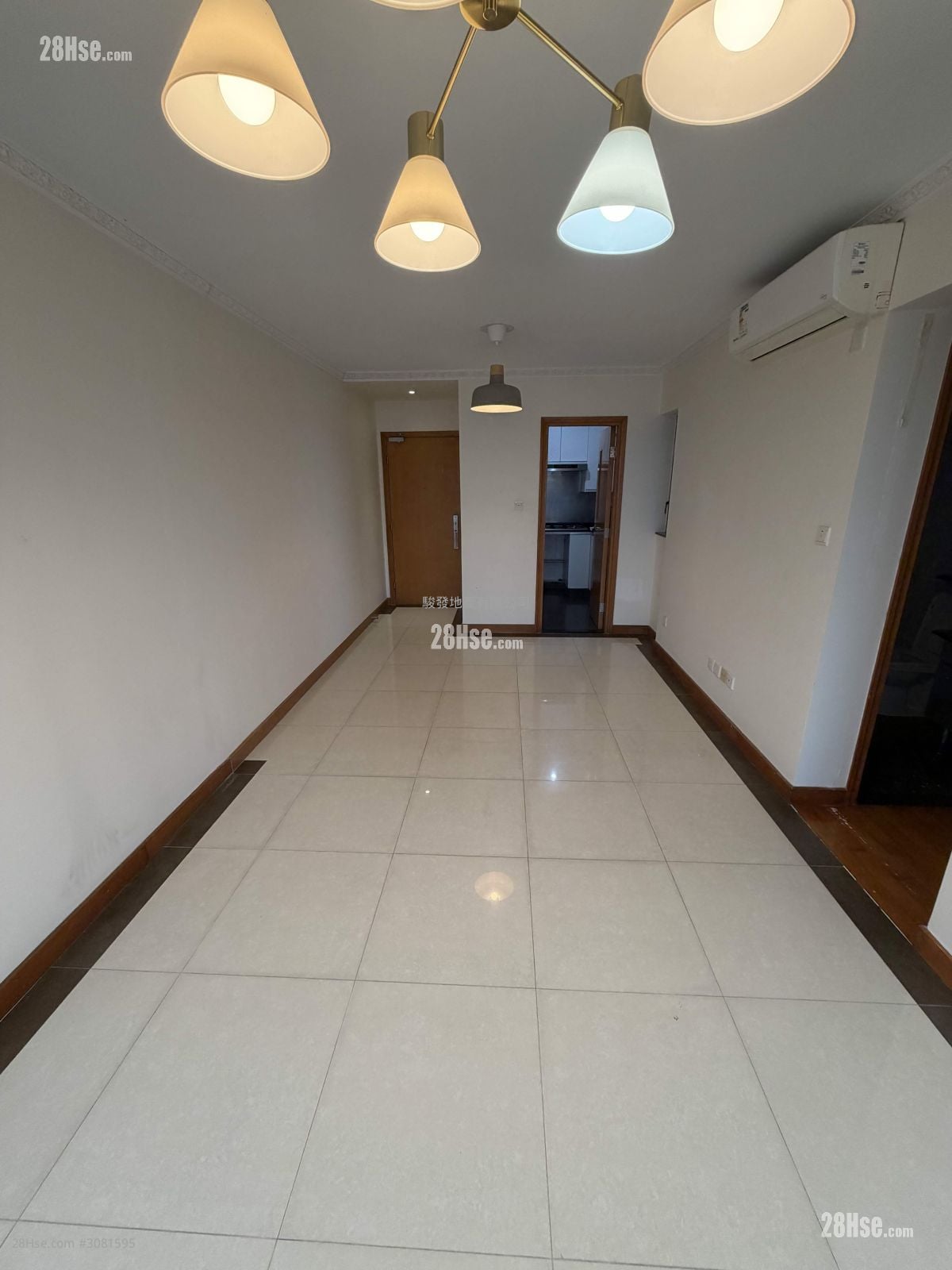 窝打老道8号 售盘 3 房 , 1 浴室 581 平方尺