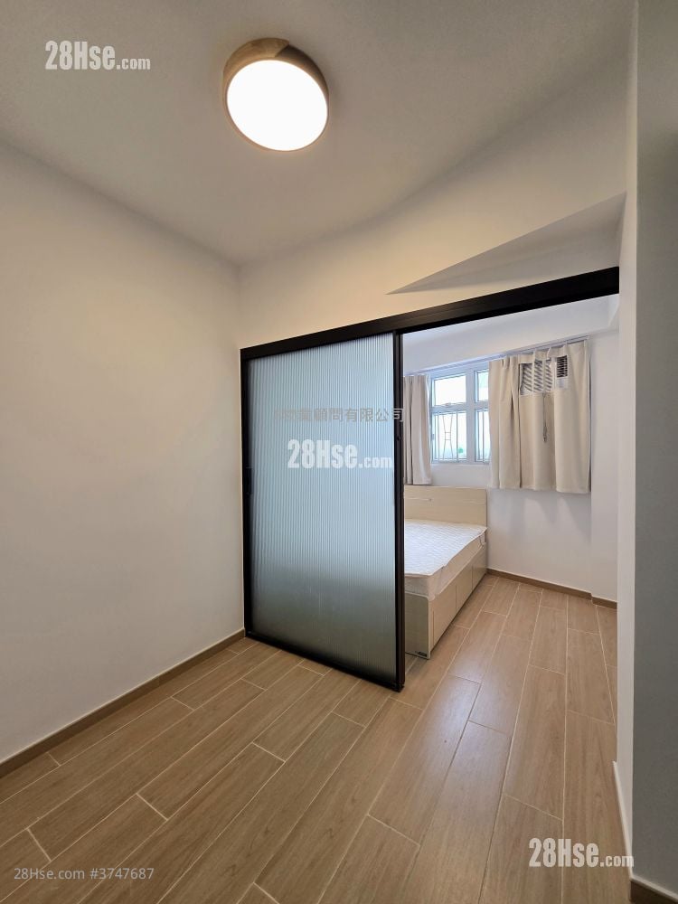 Windsor Mansion Rental 1 Bedroom , 1 Bathroom 180 ft²