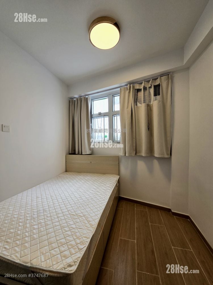 Windsor Mansion Rental 1 Bedroom , 1 Bathroom 180 ft²