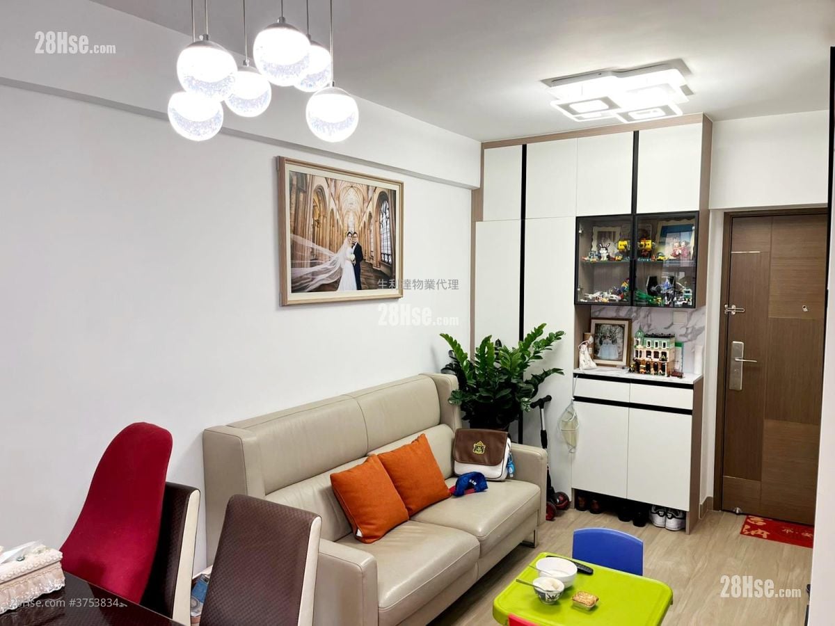 嘉景花园 售盘 3 房 , 1 浴室 449 平方尺