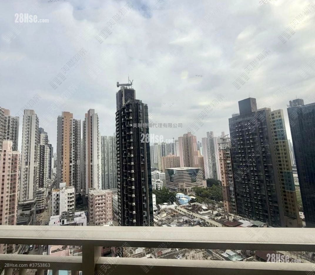 One New York 售盘 1 房 240 平方尺