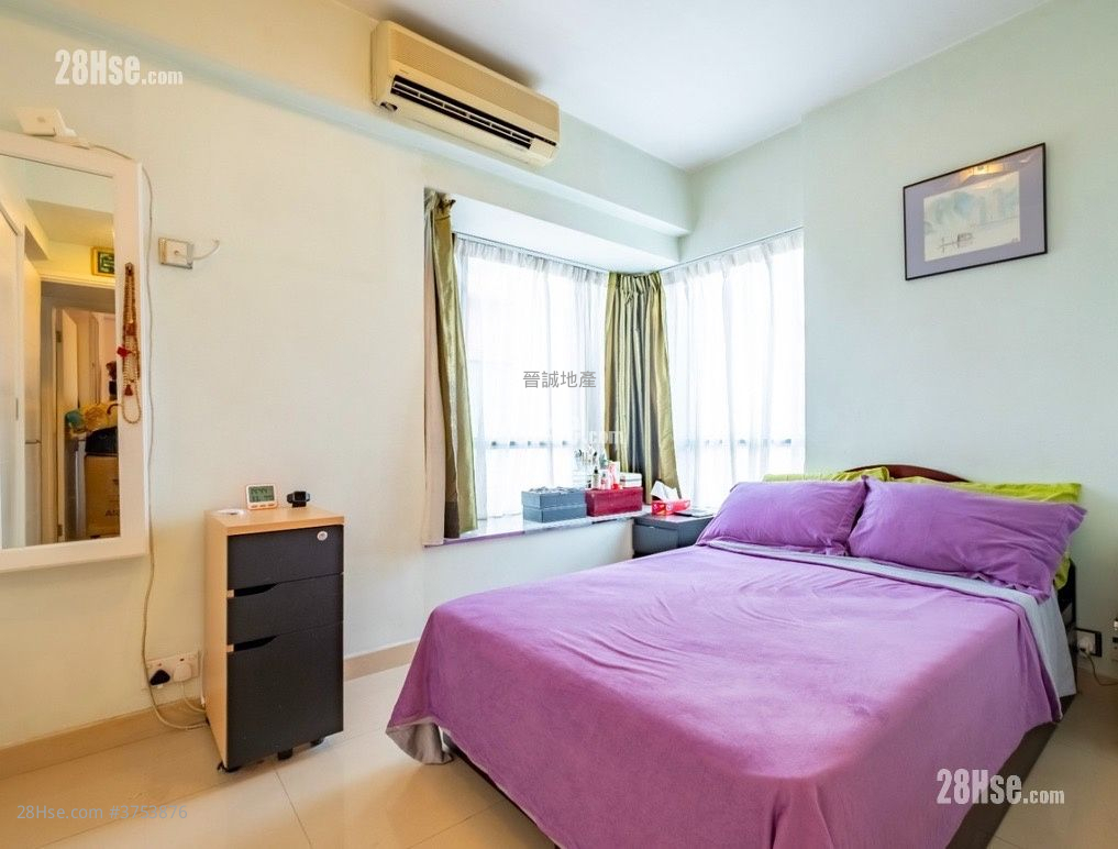 瑜翠園 售盤 3 房 , 2 浴室 771 平方呎