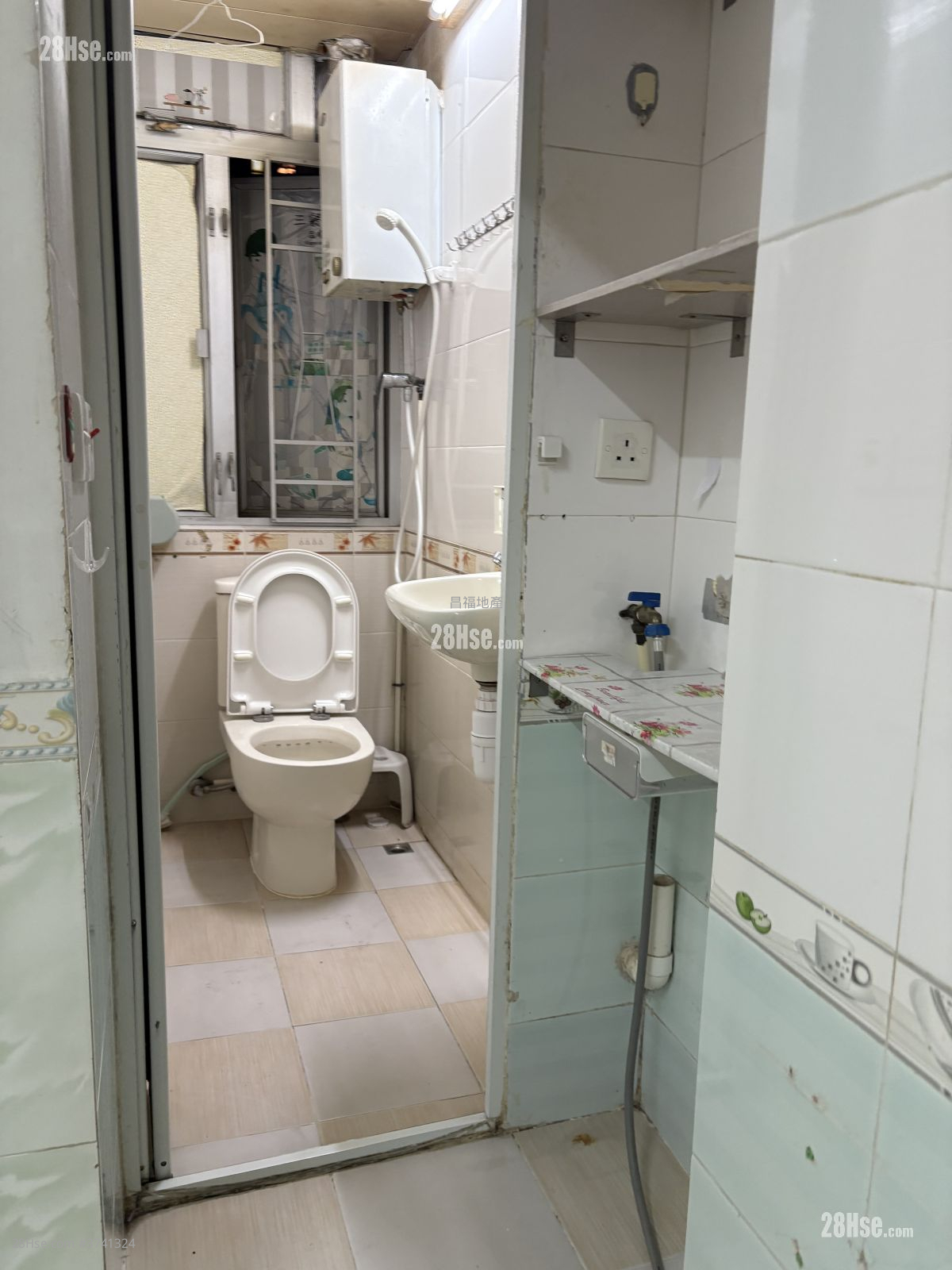 單幢樓房 租盤 1 房 , 1 浴室 180 平方呎