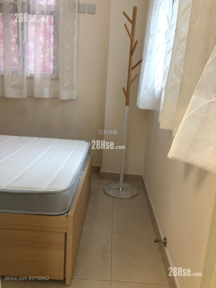 海寧大廈 售盤 1 房 , 1 浴室 279 平方呎