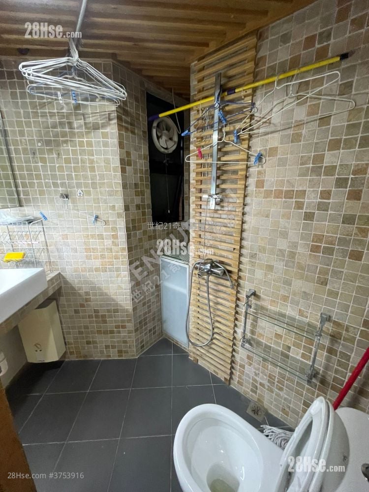 Villa Athena Sell 3 Bedrooms , 2 Bathrooms 727 ft²