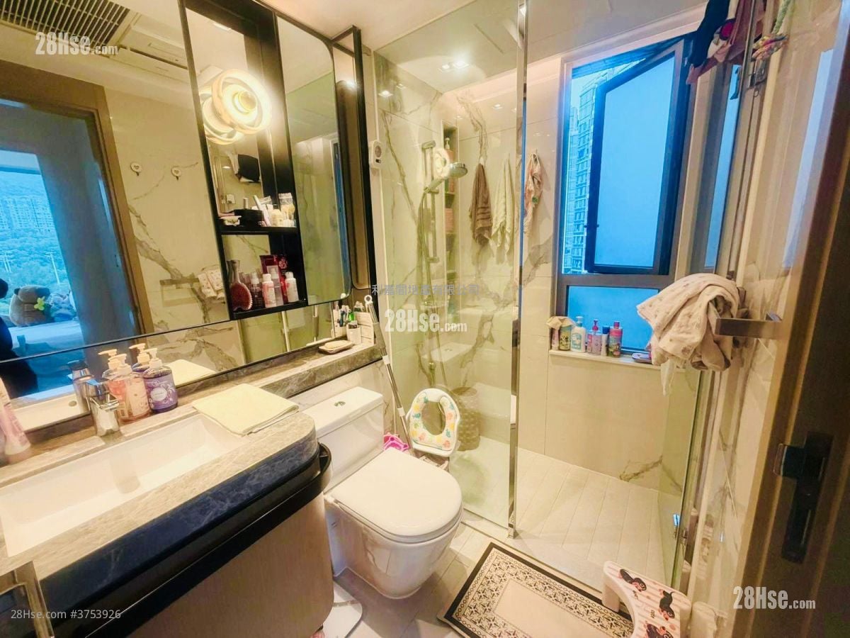 St Martin Sell 357 ft²