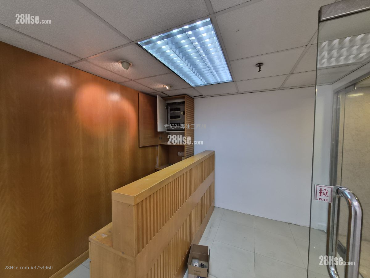 兆發工業大廈 租盤 1 房 , 2 廁所