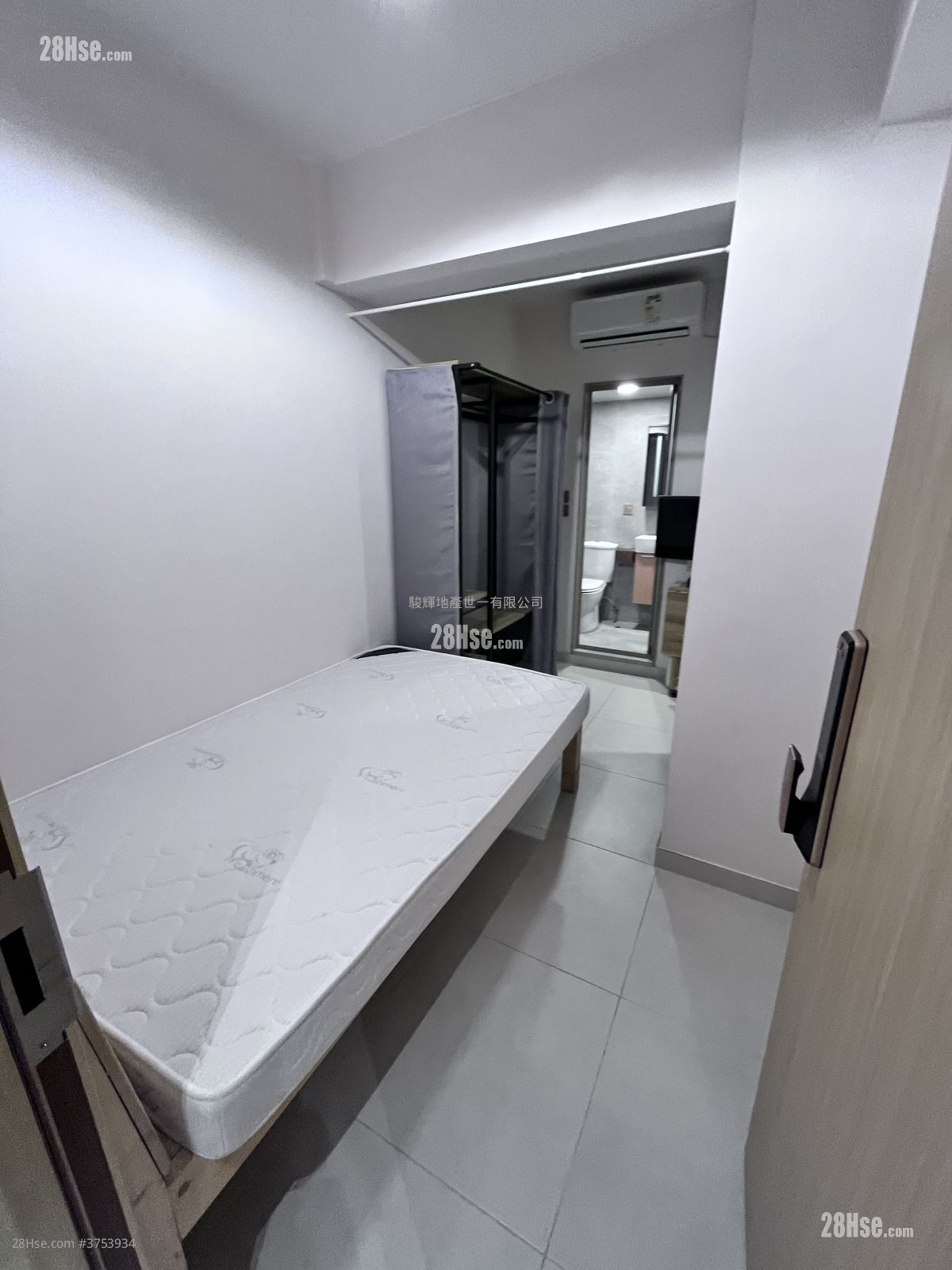 華敦大廈 租盤 1 浴室 150 平方呎