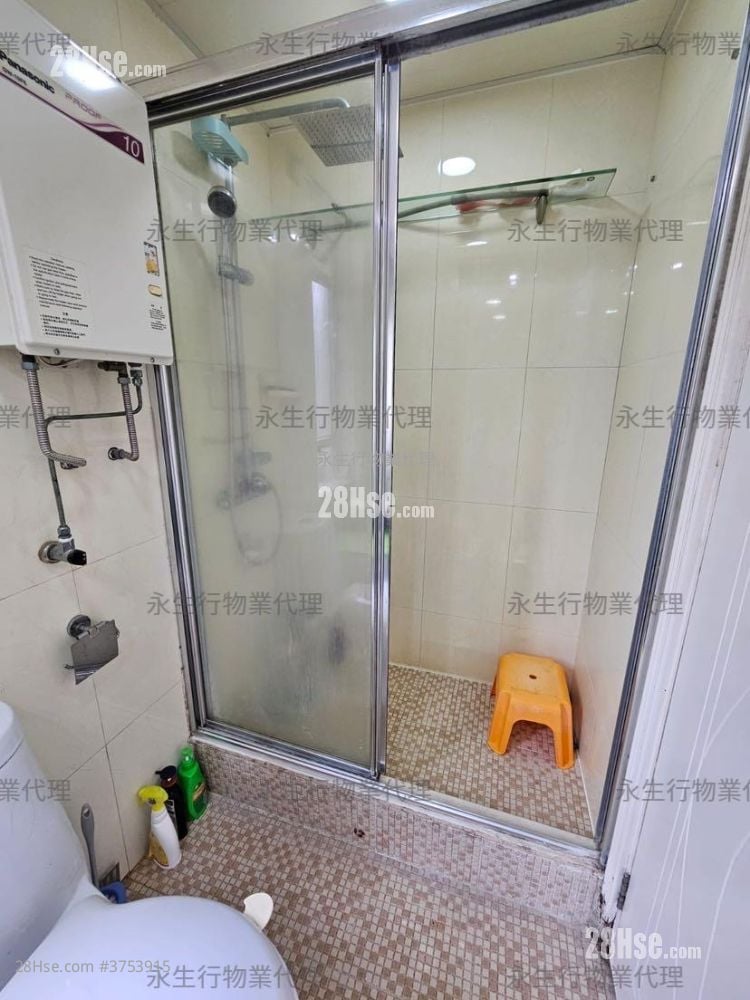 富宁花园 售盘 2 房 , 1 浴室 495 平方尺