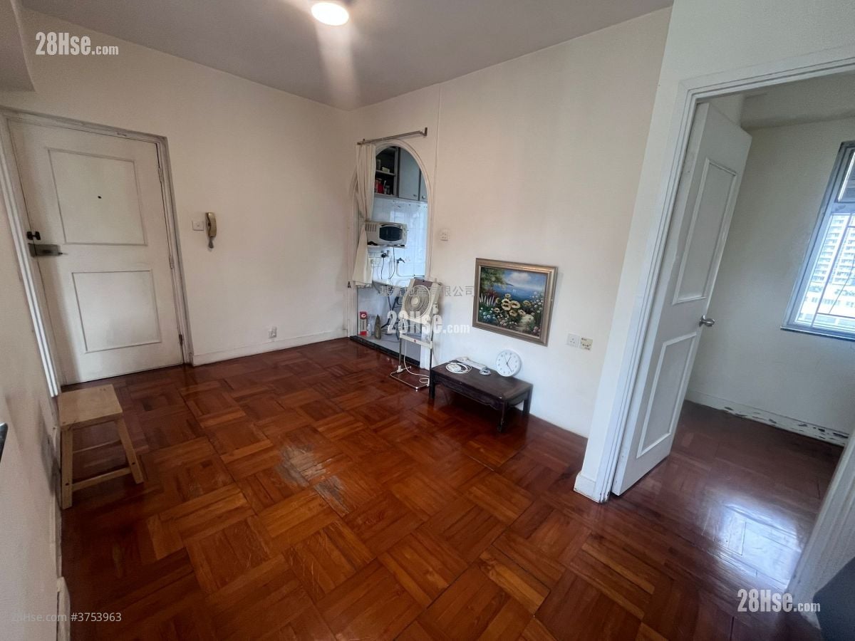 珍寶大廈 售盤 2 房 , 1 浴室 396 平方呎