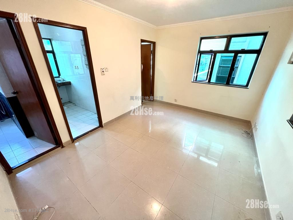 村屋 租盤 1 房 , 1 浴室 350 平方呎