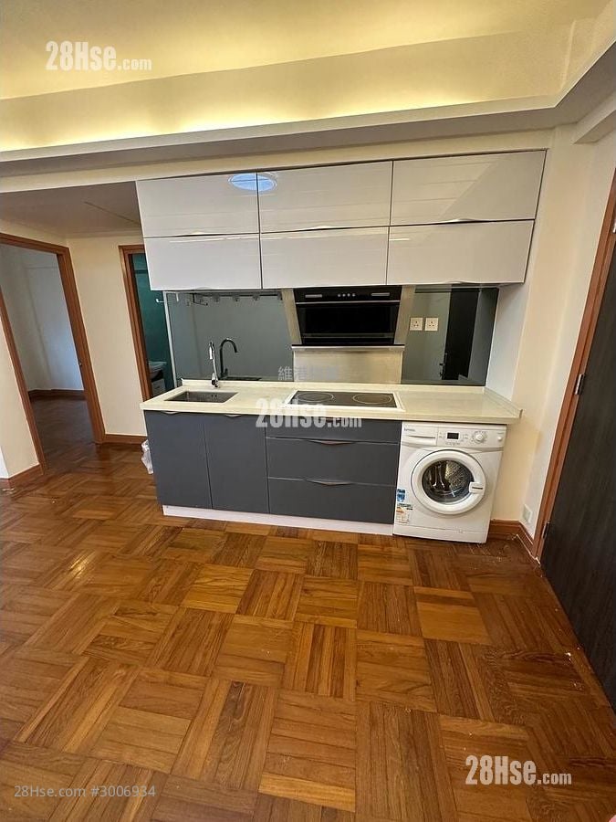 Hoi Kung Court Sell 2 Bedrooms , 1 Bathroom 526 ft²