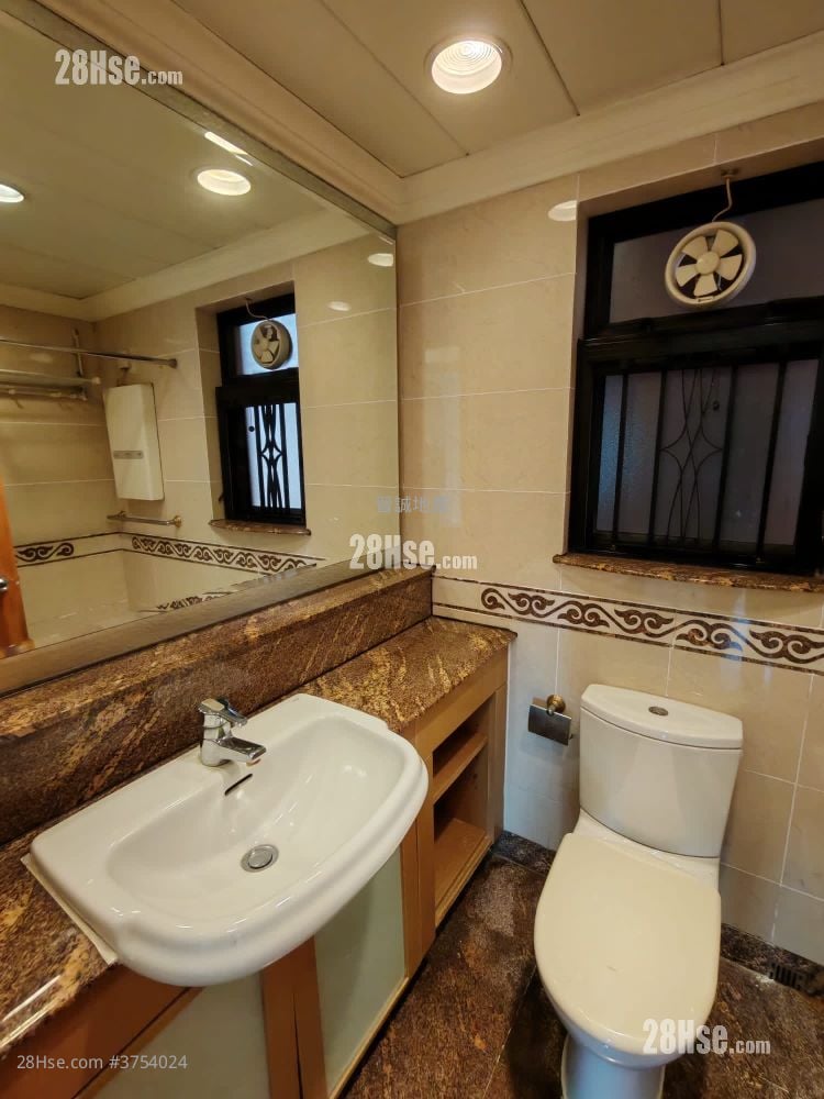 愛琴海岸 租盤 4 房 , 2 浴室 741 平方呎