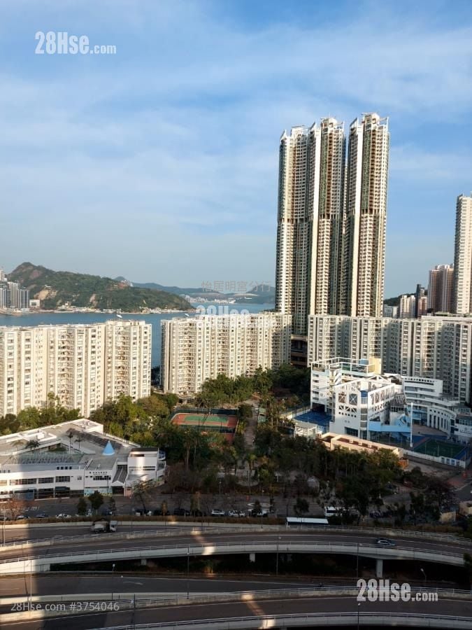 太古城 售盤 3 房 , 2 浴室 708 平方呎