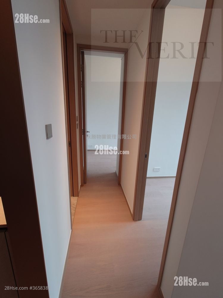 101 Kings Road 租盘 2 房 , 1 浴室 399 平方尺