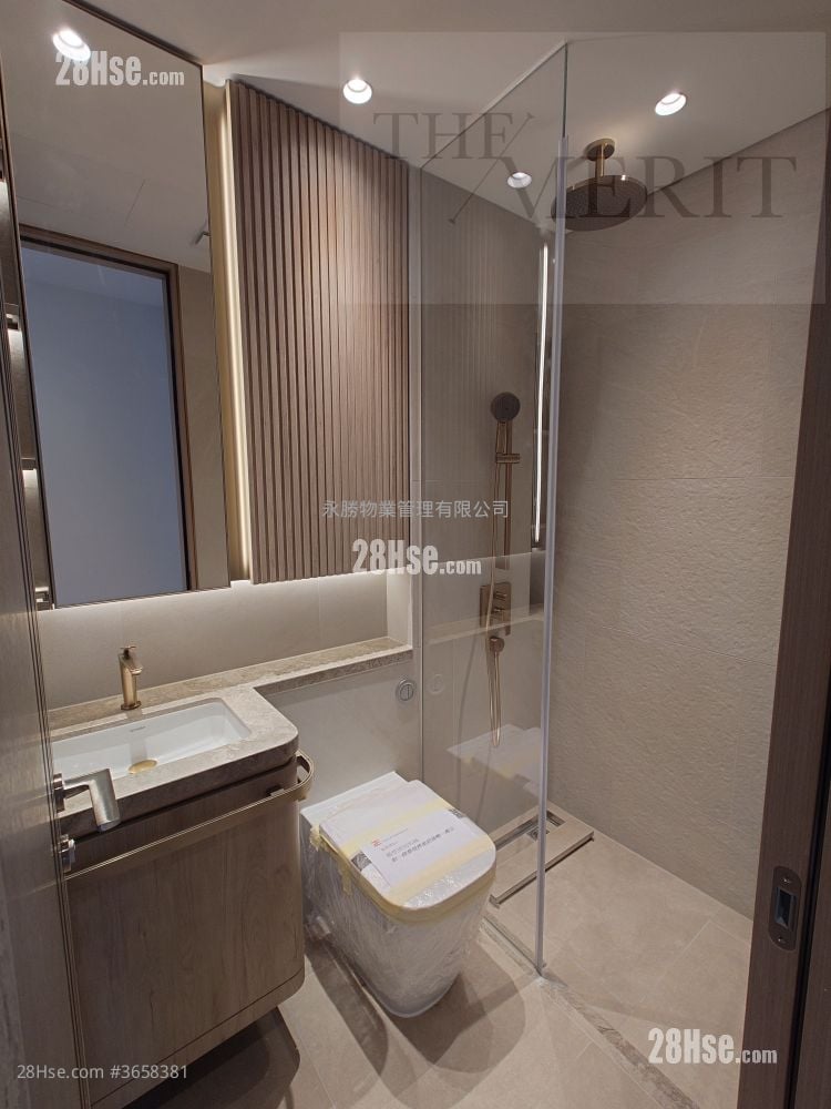 101 Kings Road 租盘 2 房 , 1 浴室 399 平方尺