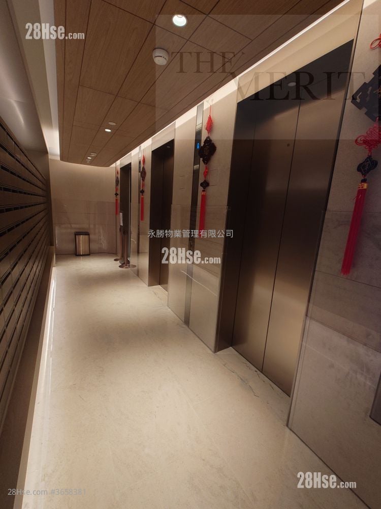 101 Kings Road 租盘 2 房 , 1 浴室 399 平方尺