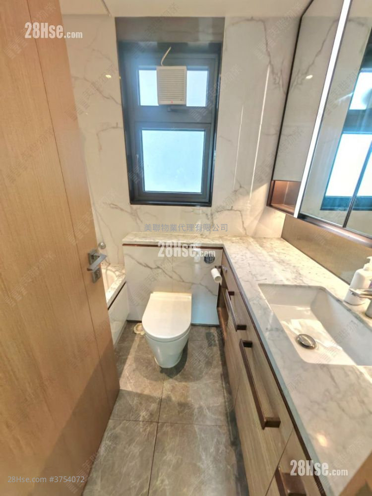 朗城滙 售盤 3 房 726 平方呎