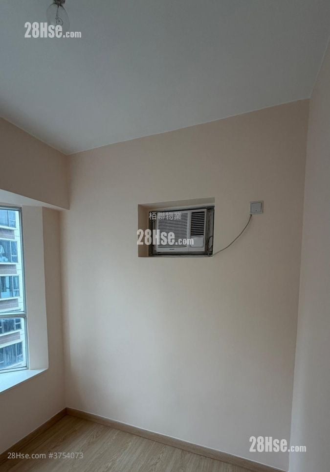 Harbour View Garden Sell 2 Bedrooms , 1 Bathroom 395 ft²