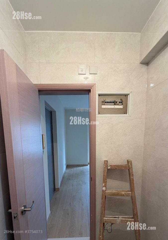 Harbour View Garden Sell 2 Bedrooms , 1 Bathroom 395 ft²