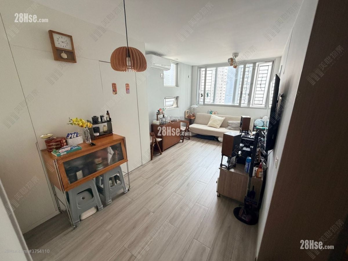 启翔苑 售盘 2 房 493 平方尺