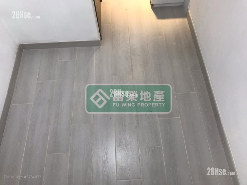 Shun King Building Sell 1 Bedroom , 1 Bathroom 216 ft²