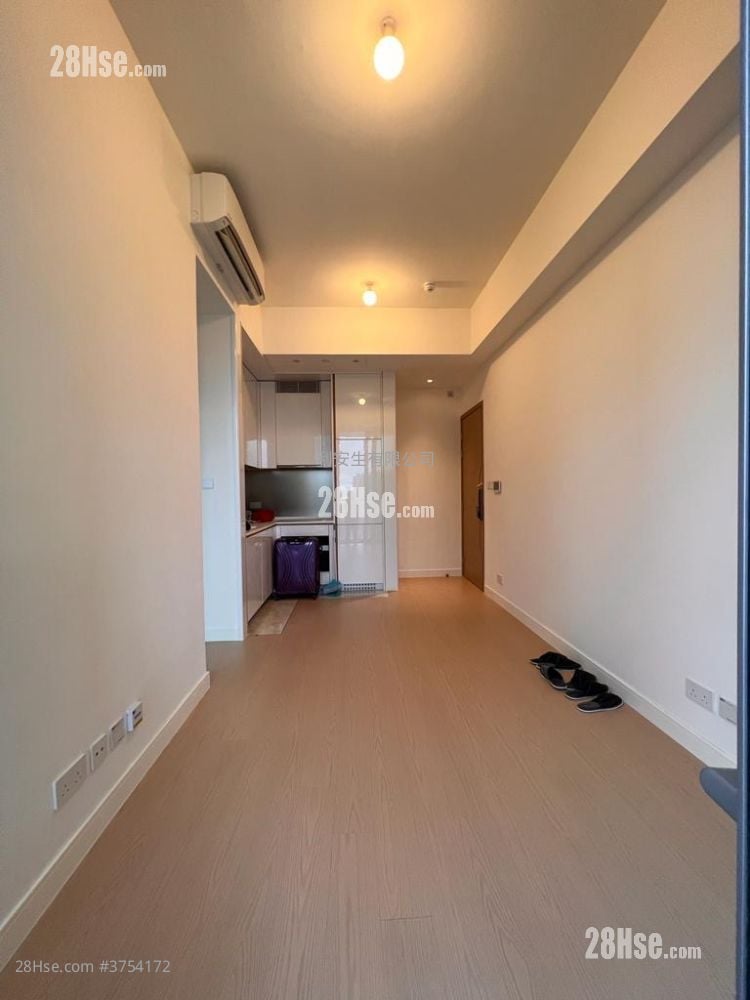 Monaco One Rental 2 Bedrooms , 1 Bathroom 445 ft²
