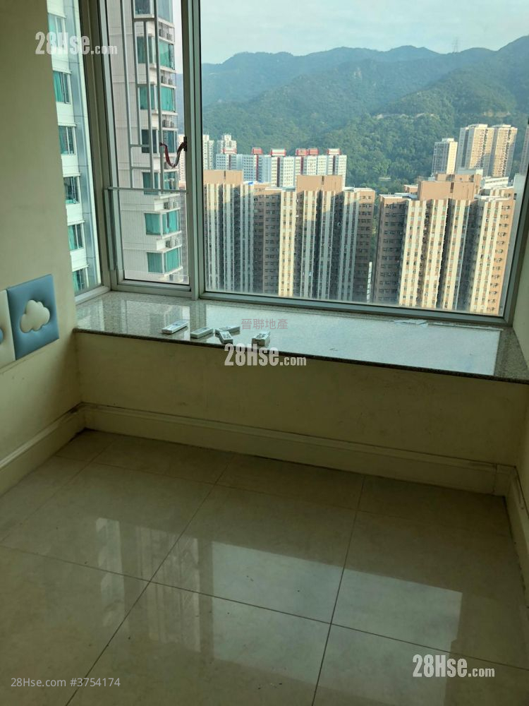 名城 售盤 3 房 , 1 浴室 678 平方呎