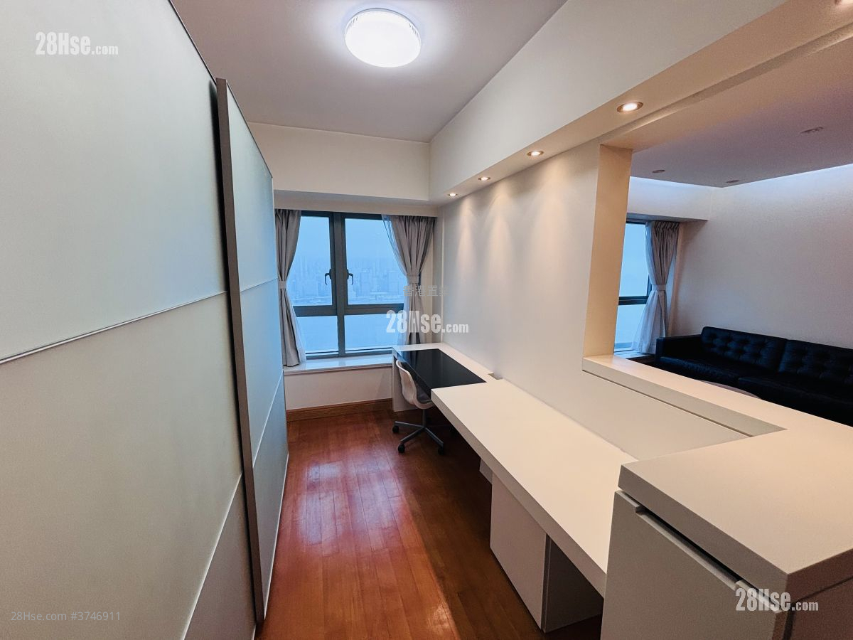 君臨天下 租盤 3 房 , 2 浴室 1,088 平方呎