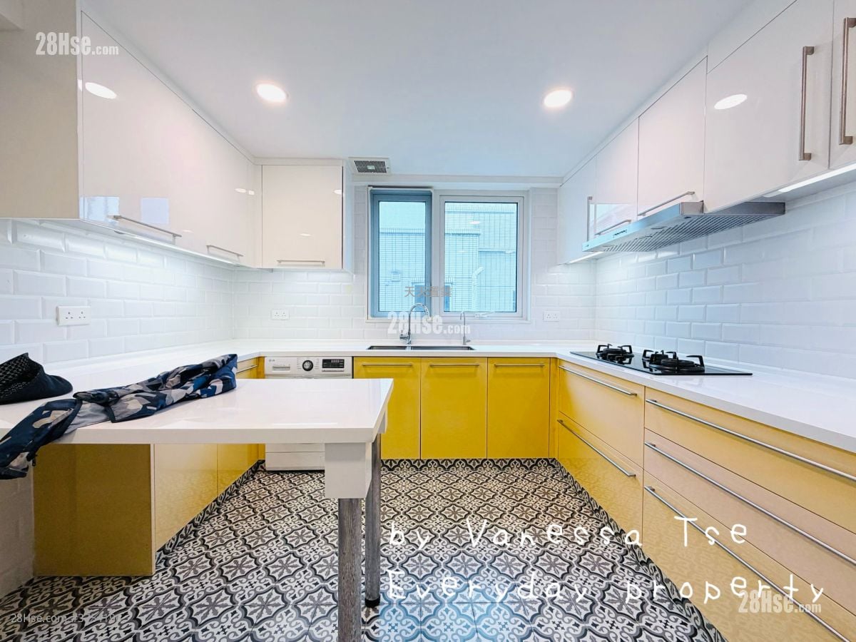 曉嵐閣 售盤 3 房 , 2 浴室 1,104 平方呎