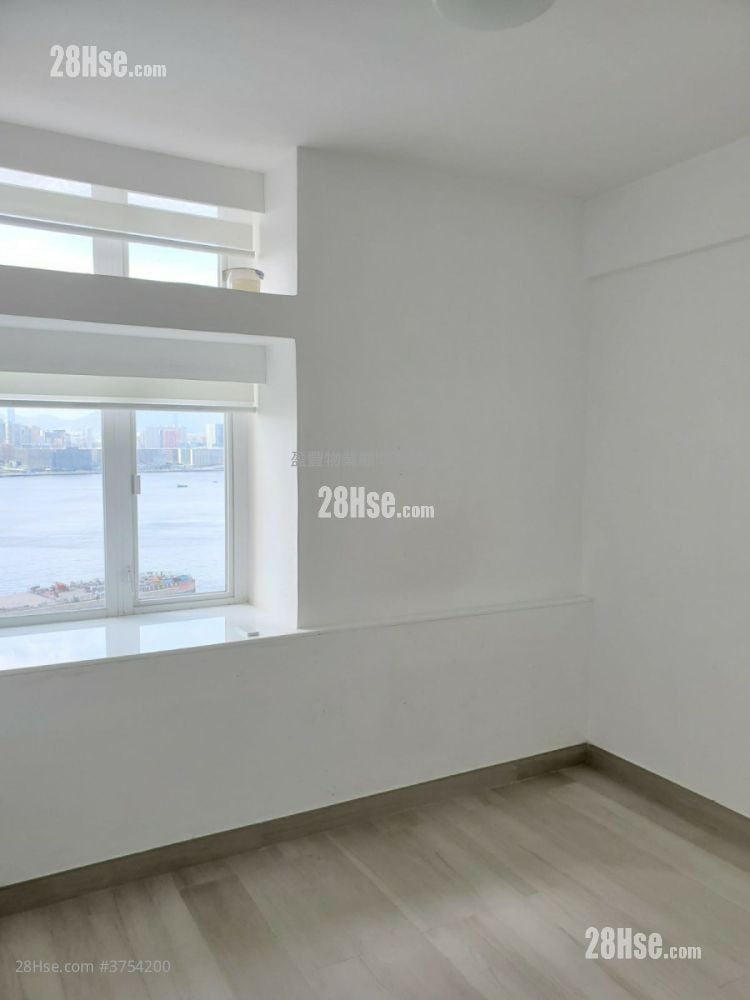 Elizabeth House Sell 2 Bedrooms , 1 Bathroom 612 ft²