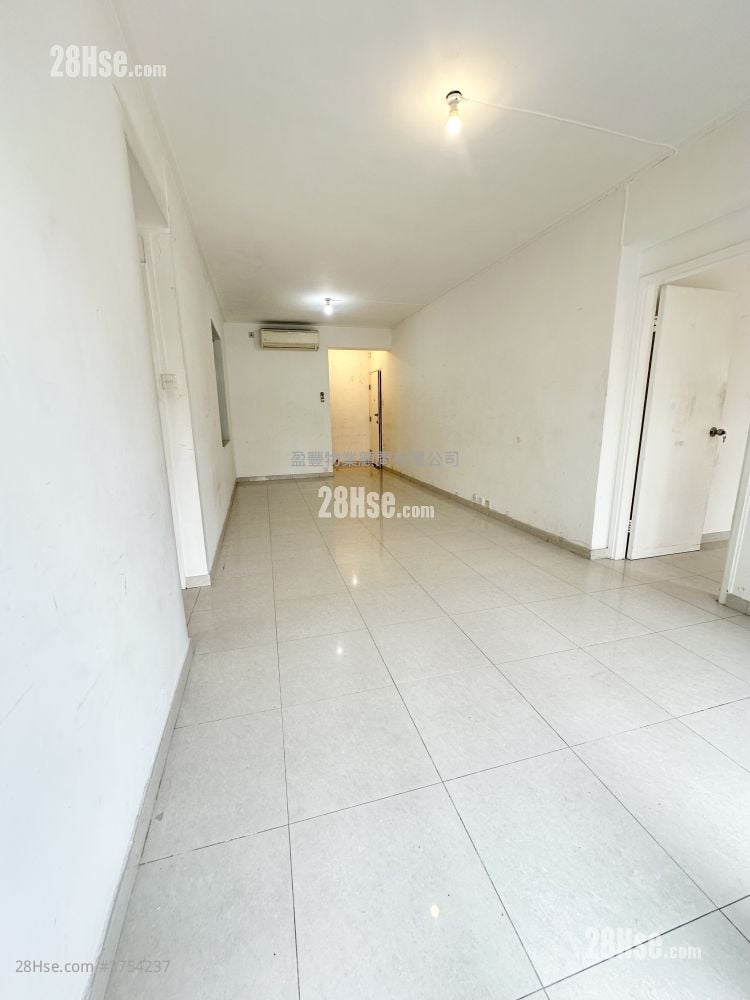 海倫大廈 租盤 3 房 , 1 浴室 932 平方呎