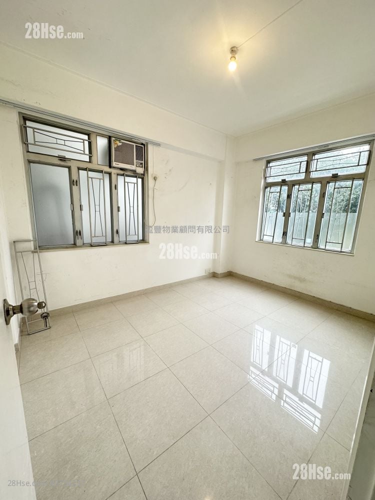 海倫大廈 租盤 3 房 , 1 浴室 932 平方呎