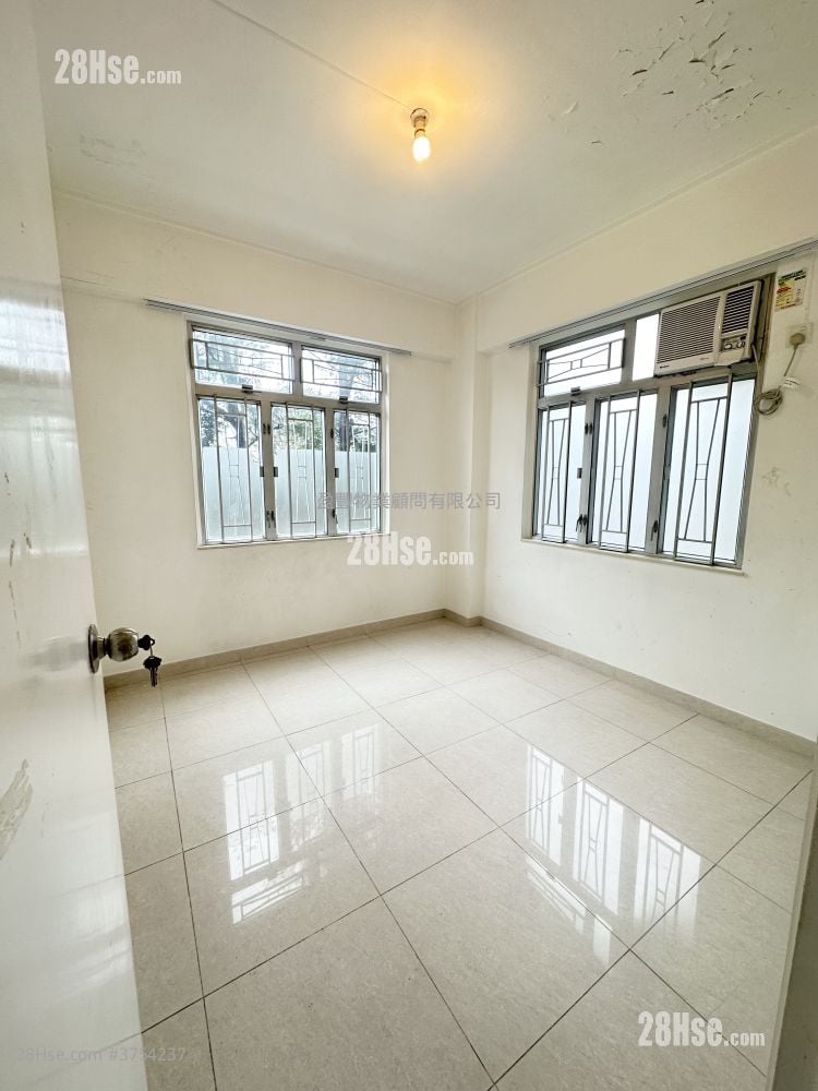 海倫大廈 租盤 3 房 , 1 浴室 932 平方呎