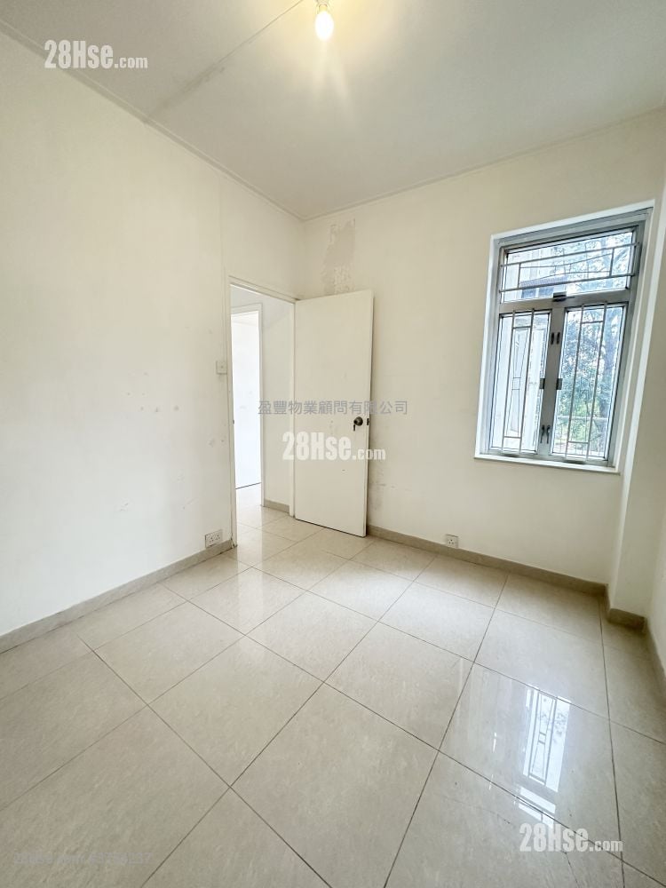 海倫大廈 租盤 3 房 , 1 浴室 932 平方呎