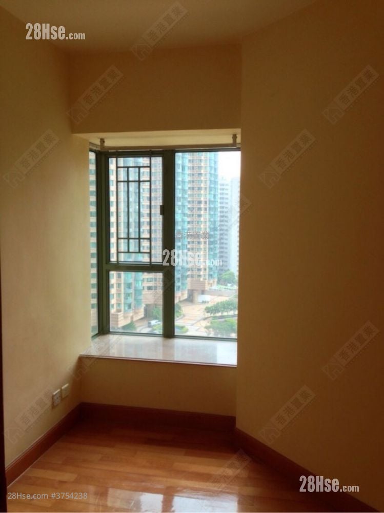 Park Avenue Sell 3 Bedrooms 673 ft²