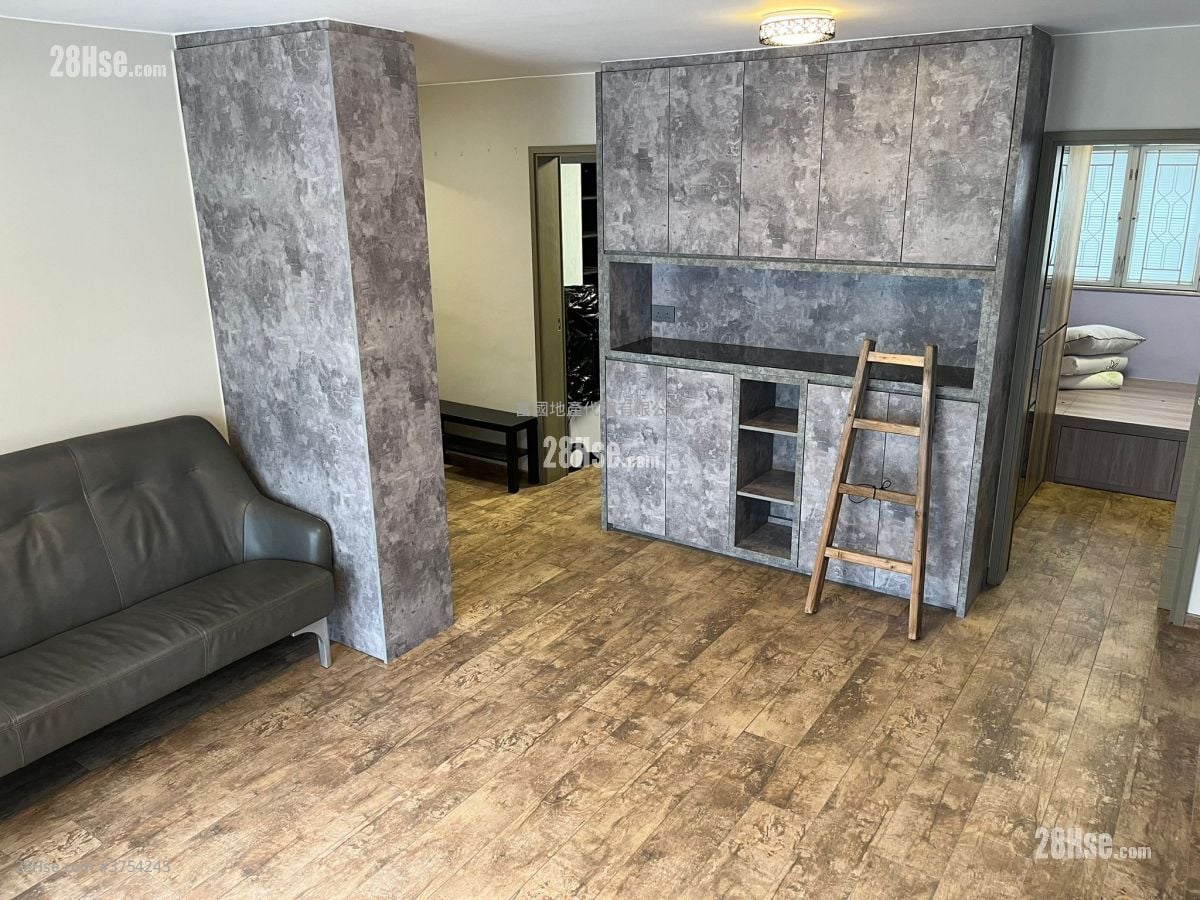 Village Sell 3 Bedrooms , 1 Bathroom 700 ft²