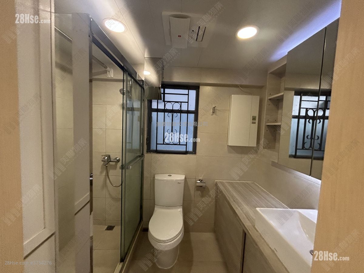 爵士花园 售盘 3 房 , 3 浴室 859 平方尺