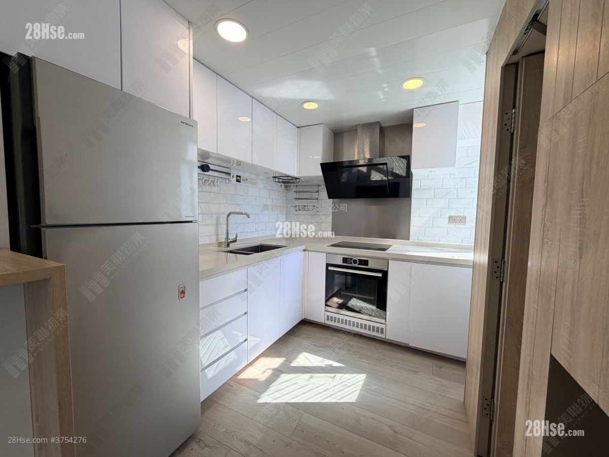 爵士花园 售盘 3 房 , 3 浴室 859 平方尺