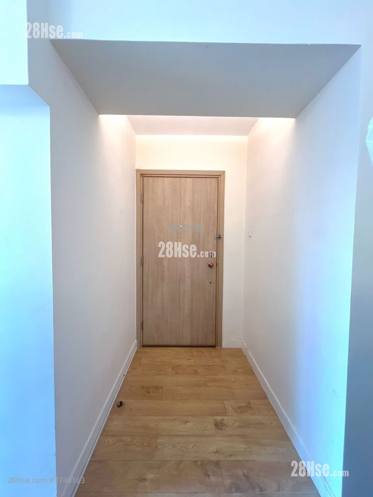 香港黃金海岸 租盤 4 房 , 3 浴室 875 平方呎