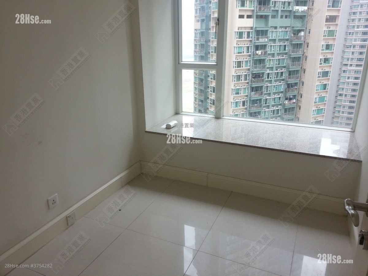 城中駅 售盤 4 房 , 2 浴室 894 平方呎